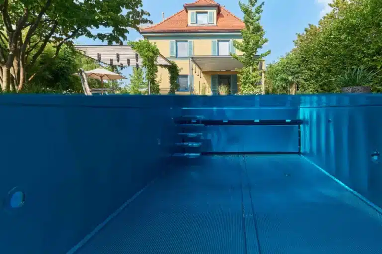 Pool-im-garten