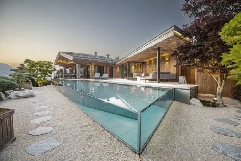 Rechteckiger-Schwimmingpool-höhenverstellbar